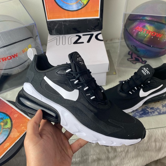 🆕 - Nike Air Max 270 React Black - Size: M 8.5/9 - Picture 12 of 12